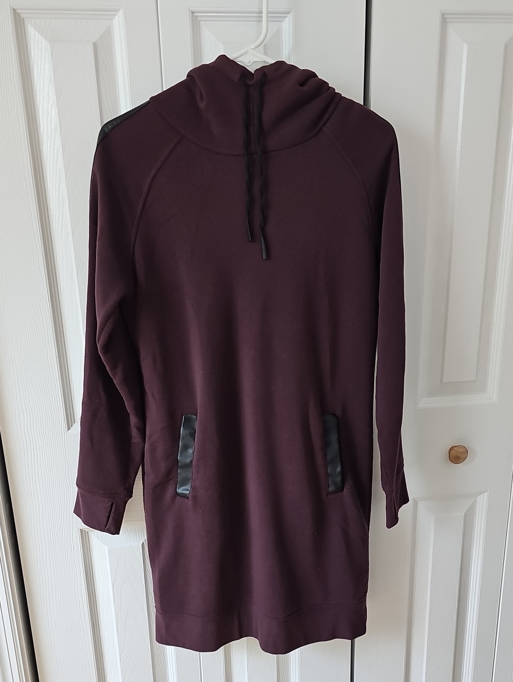 Marc New York Hooded Long Sweatshirt in Burgundy